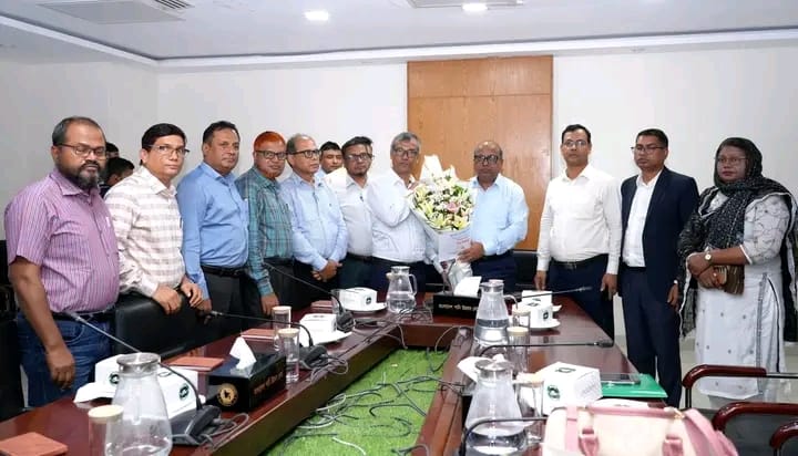 বাংলাদেশ পানি উন্নয়ন বোর্ডের পক্ষ থেকে সচিব নাজমুল আহসান মহোদয়কে বিদায় সংবর্ধনা!