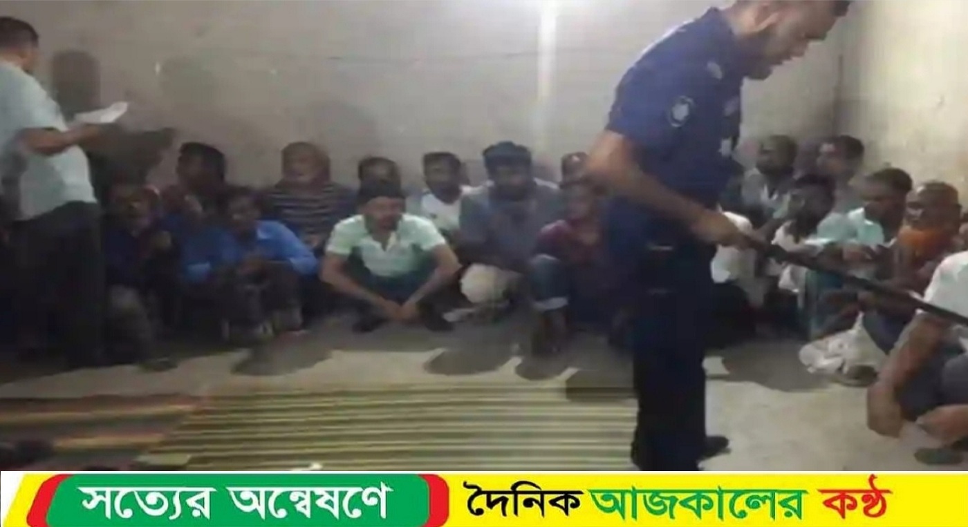 দিনাজপুরের পার্বতীপুরে জুয়ার বিরুদ্ধে যৌথ বাহিনীর অভিযানে আটক ২৩