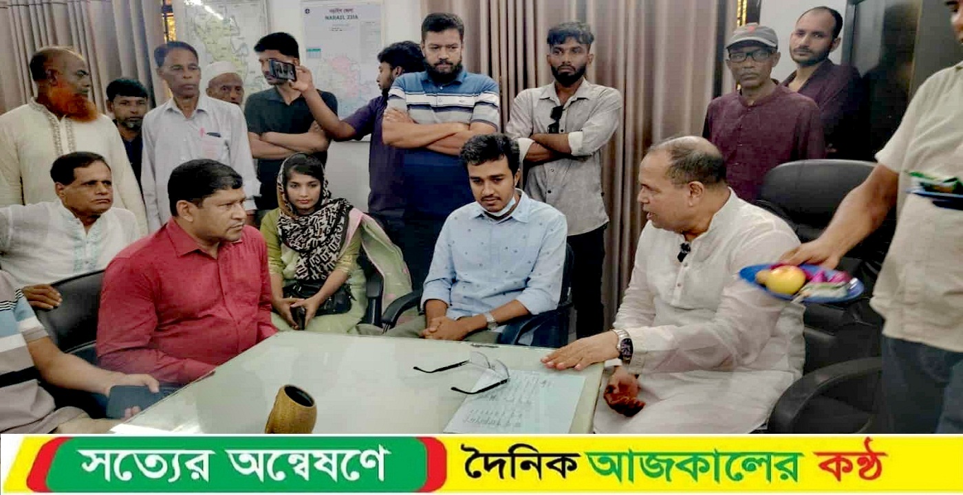 এনপিপির চেয়ারম্যান ড. ফরিদুজ্জামান ফরহাদ লোহাগড়া উপজেলা স্বাস্থ্য কমপ্লেক্সে ৩টি আইপিএস প্রদান