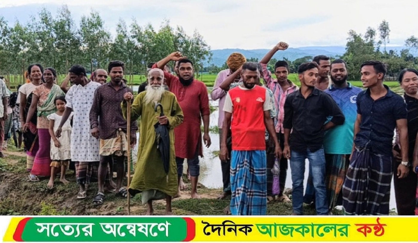 কলমাকান্দায় পানি নিষ্কাশনের উপর ফিসারী করায় পানি নিষ্কাশন বন্ধ।