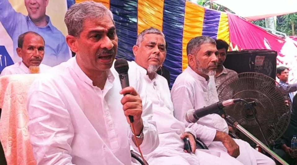 লক্ষ্মীপুরে বিএনপির এ্যানি অভিযোগ: গ্রামে “বেহেশতের টিকিট” বিক্রি