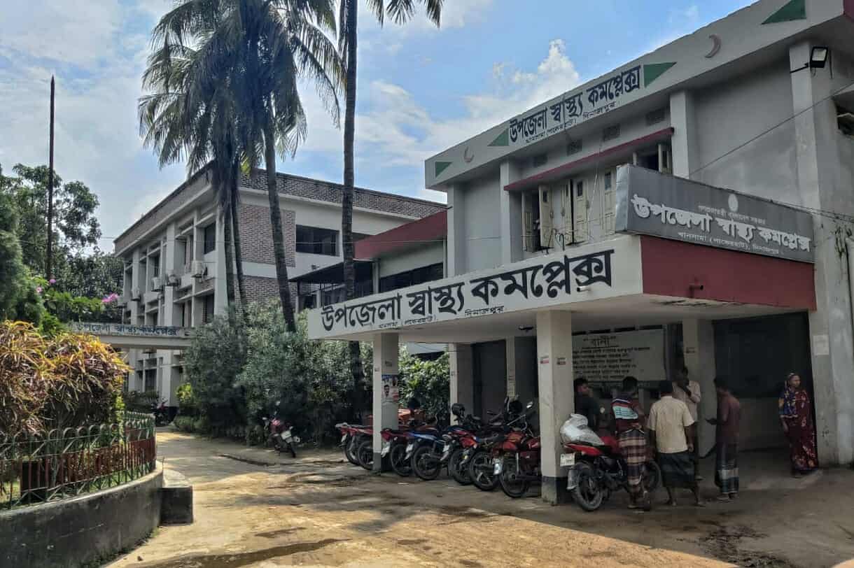 খানসামা স্বাস্থ্য কমপ্লেক্সে ডেন্টাল সার্জনের রহস্যময় হাজিরা নিয়ে প্রশ্ন
