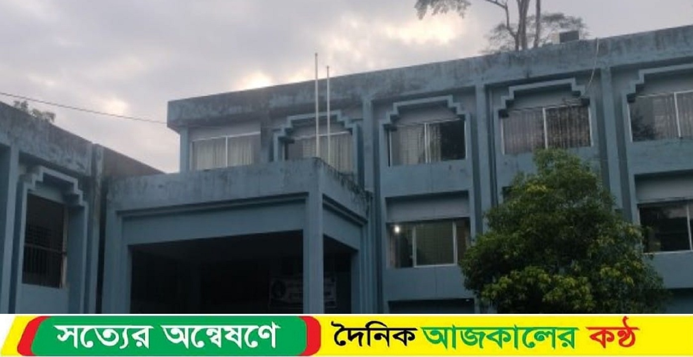 প্রথম শ্রেণীর পৌরসভায় জ্বলছে না সড়ক বাতি বেড়েই চলেছে চুরি ছিনতাই