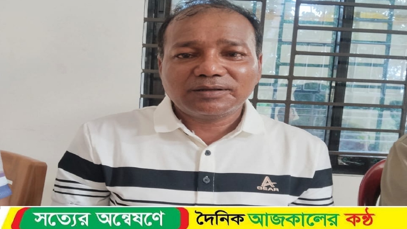 বরিশালে বৈধ ইজারার বালু তুলতে দিচ্ছেন না কিছু কুচক্রমহল