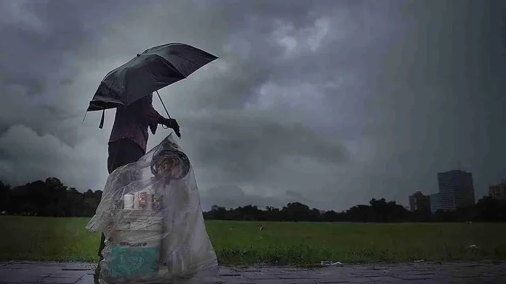 দুপুরের মধ্যে যে সাত জেলায় ঝড়বৃষ্টি হতে পারে