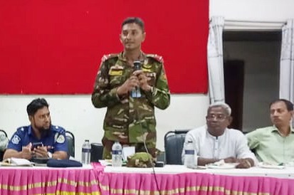 আসন্ন দূর্গা উৎসব উপলক্ষে গৌরনদীতে মন্দির কমিটির নেতৃবৃন্দের সাথে পুলিশ প্রশাসনের মত বিনিময়