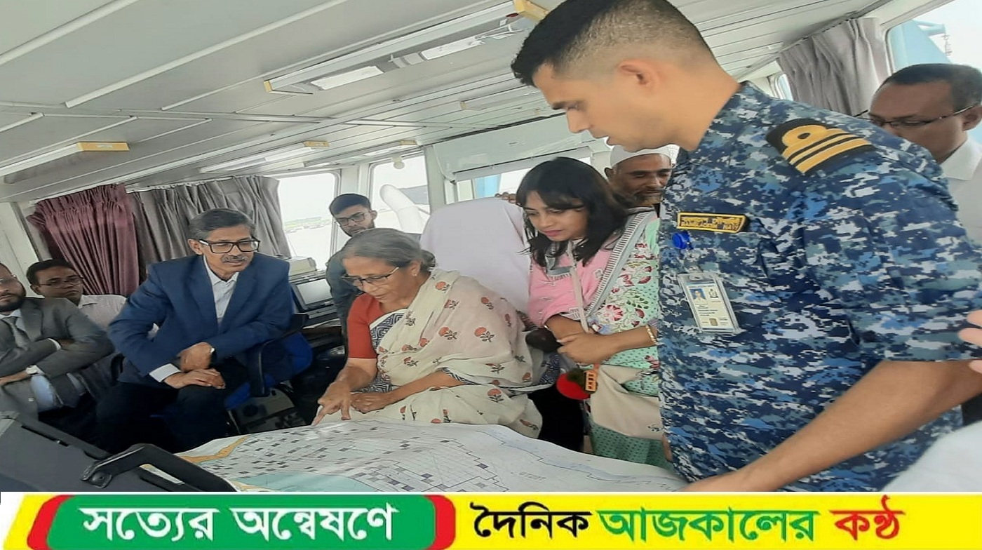 ‘মীন সন্ধানী’ জাহাজের জরিপ কার্যক্রম সরেজমিন পরিদর্শন করলেন মৎস্য ও প্রাণিসম্পদ উপদেষ্টা