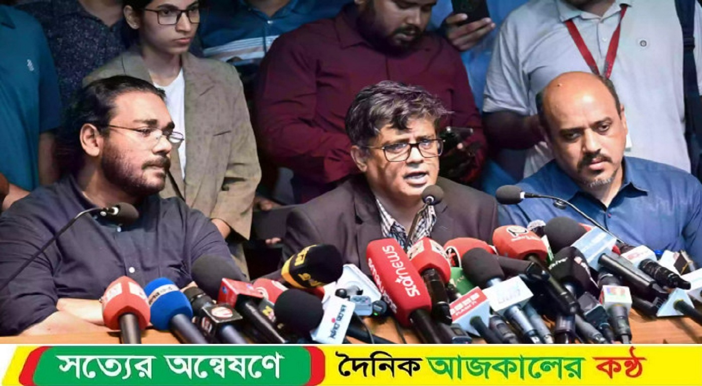 আগামী নির্বাচন সম্পর্কে বিশ্বকে অবহিত করবেন প্রধান উপদেষ্টা: প্রেস সচিব