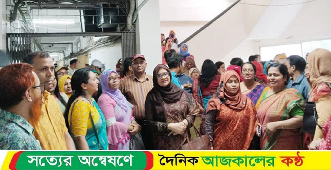 ইউজিসি ঘেরাওয়ের ঘোষণা সাত কলেজ শিক্ষকদের