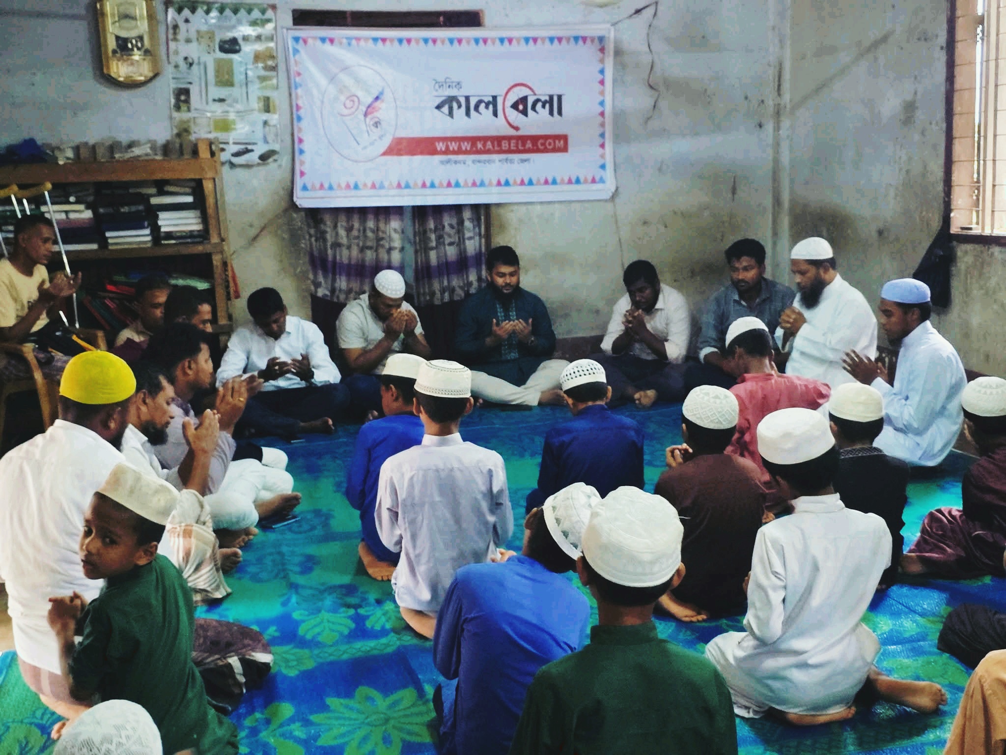 আলীকদমে দোয়া মোনাজাতে পালিত হলো কালবেলা’র প্রতিষ্ঠানবার্ষিকী