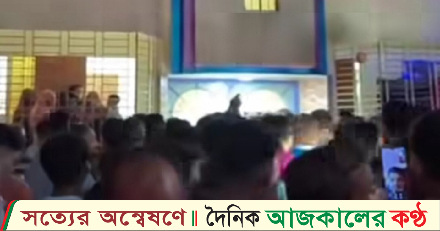 লক্ষ্মীপুর জেলার রামগঞ্জ উপজেলায় মা–মেয়ের গলাকাটা মরদেহ উদ্ধার