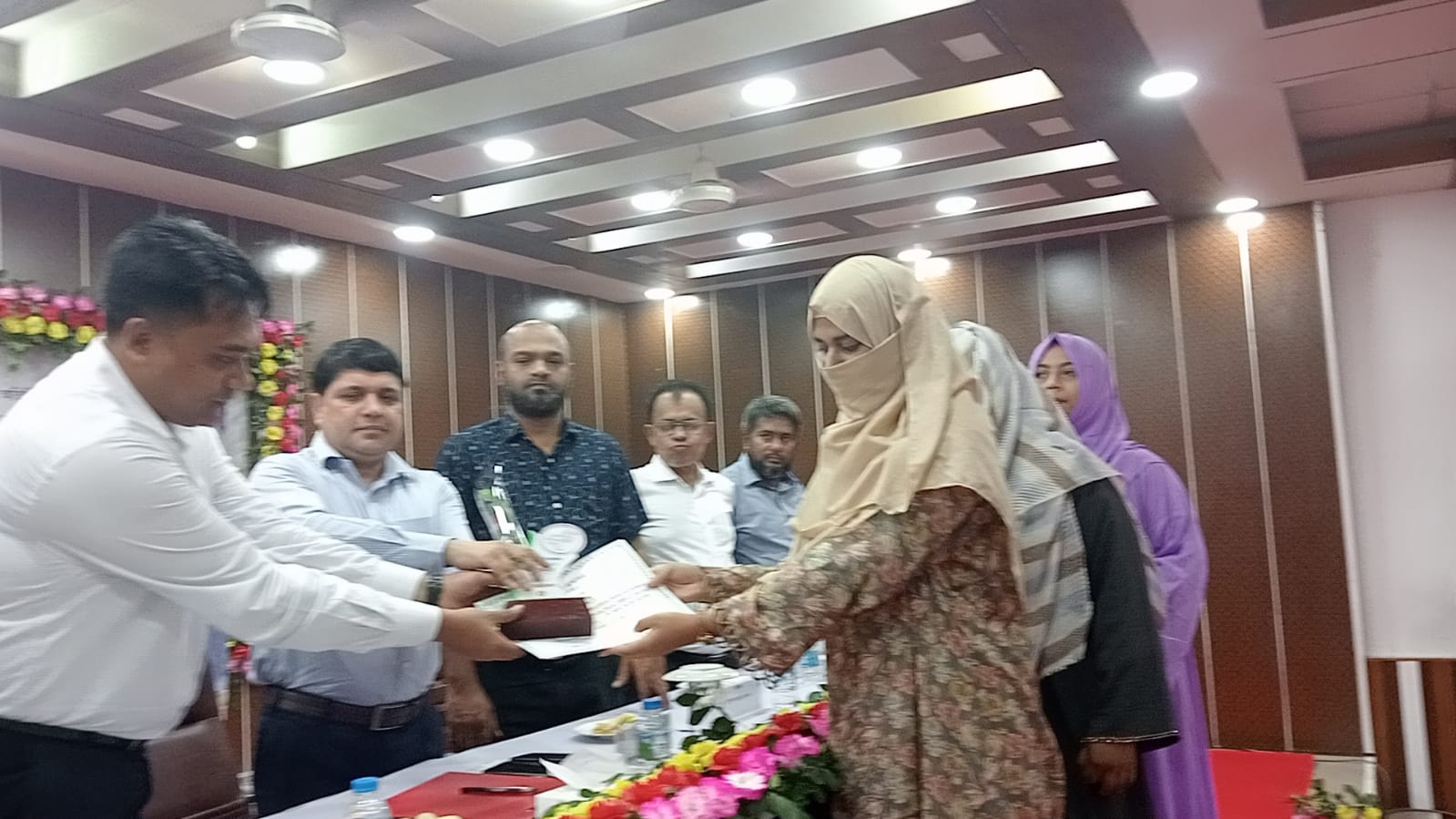 রায়পুরে কৃতি শিক্ষার্থীদের সংবর্ধনা “প্রকৃত শিক্ষা মানবিকতায়” জেলা প্রশাসক রাজীব কুমার