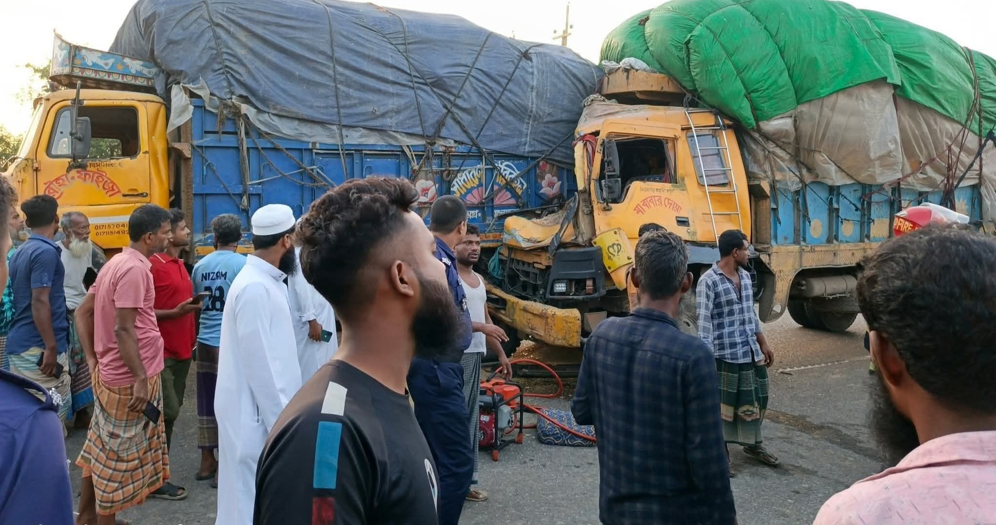 ত্রিশালে ট্রাক দুর্ঘটনায় চালক ও হেলপার নিহত