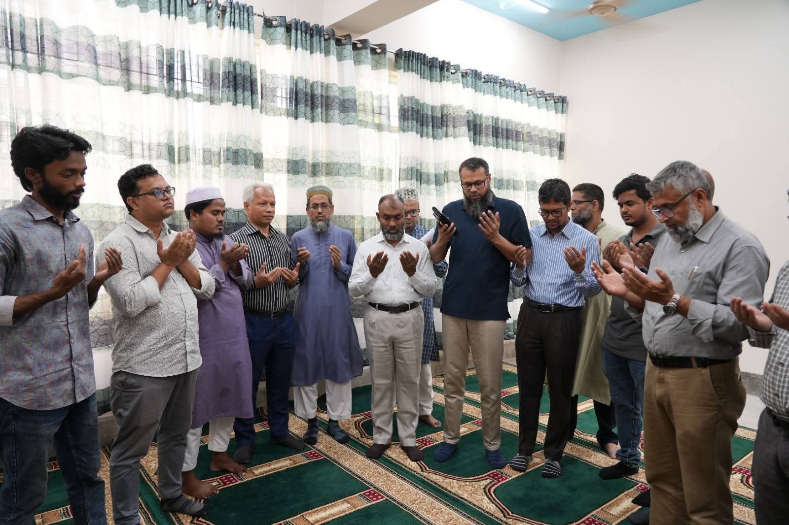 পবিপ্রবির ক্যাফেটেরিয়ায় পর্দানশীন নারী শিক্ষার্থীদের জন্য ‘পর্দা কর্নার’ চালু