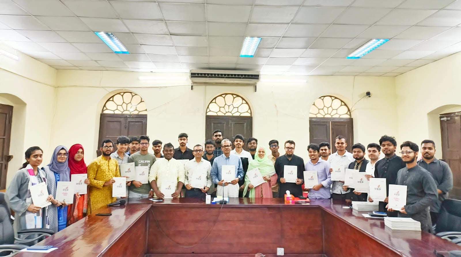 জবি প্রশাসনের বছর পূর্তি: জবিসাসের ম্যাগাজিন ‘সম্বর্ত’র মোড়ক উন্মোচন