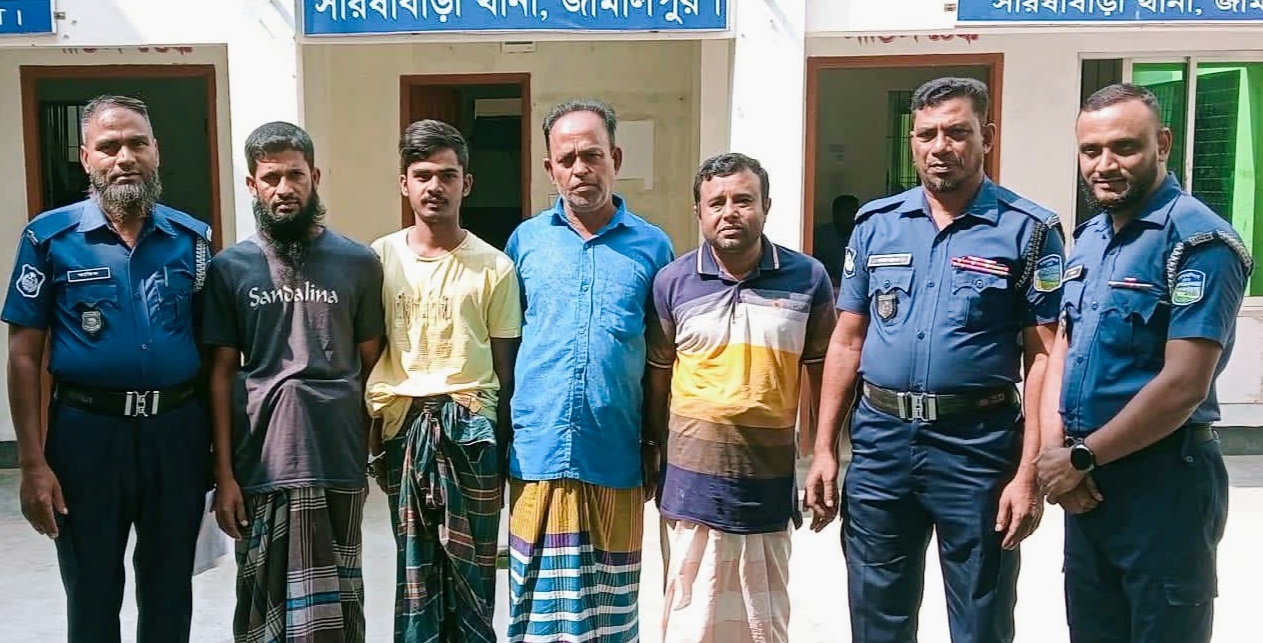 বিস্ফোরক দ্রব্য নিয়ন্ত্রণ আইন মামলায় সরিষাবাড়ীতে ইউপি সদস্য ও কৃষক লীগ নেতা গ্রেফতার