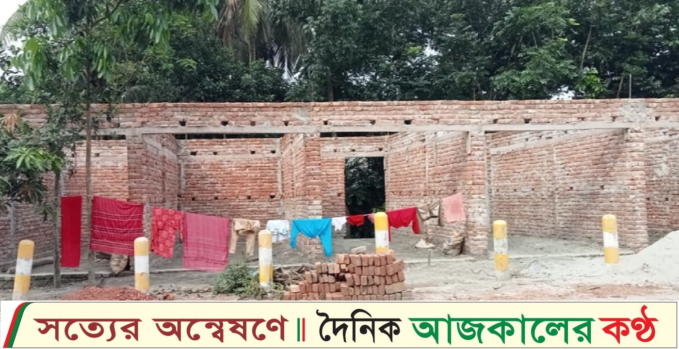 মাদারীপুরে সরকারি জায়গা দখল করে অবৈধ পাকা স্থাপনা নির্মাণের হিড়িক