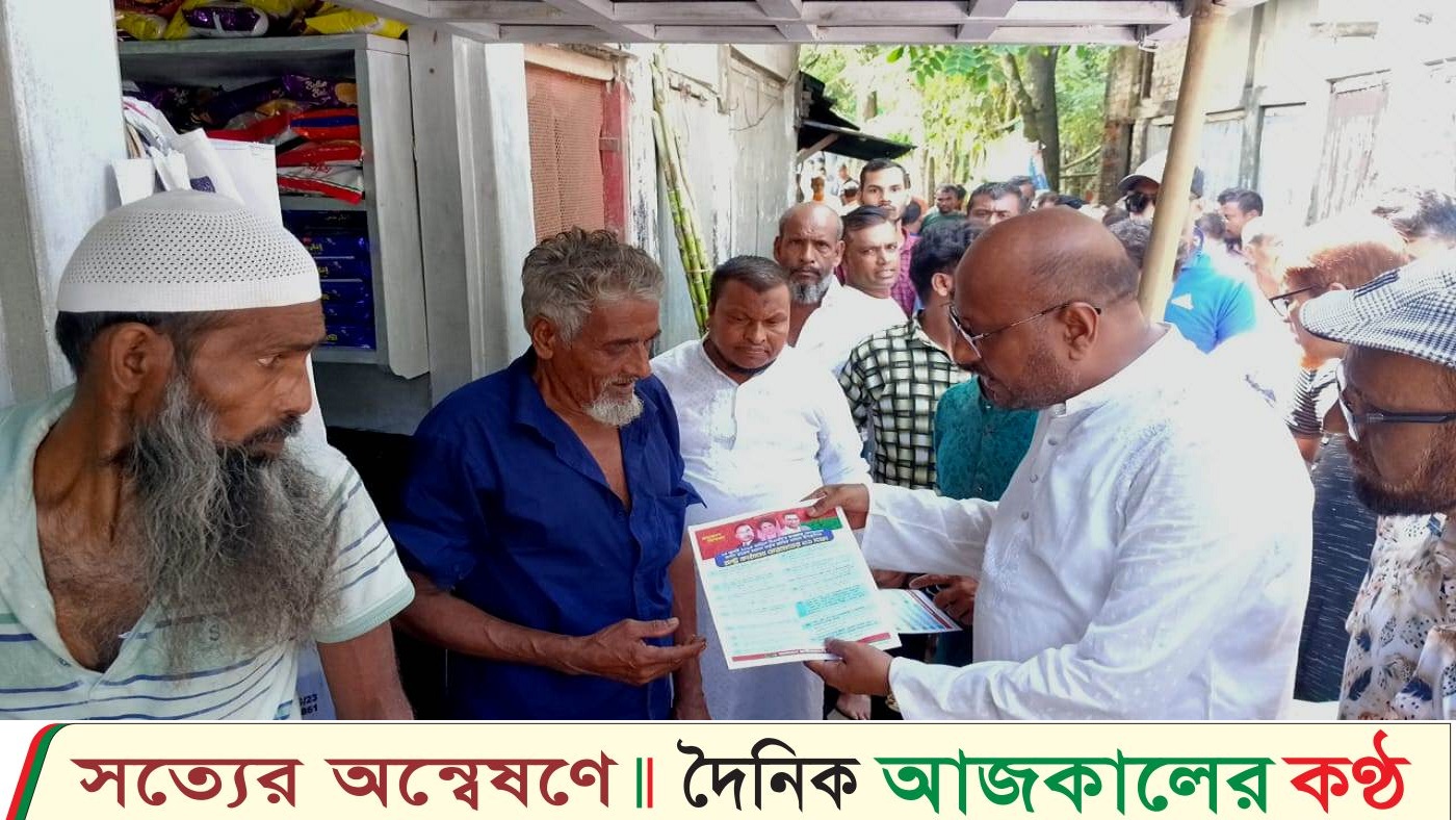 ঝালকাঠির রাজাপুরে ৩১ দফা’র লিফলেট বিতরণ, গণসংযোগ ও কবর জিয়ারত করলেন সেলিম রেজা
