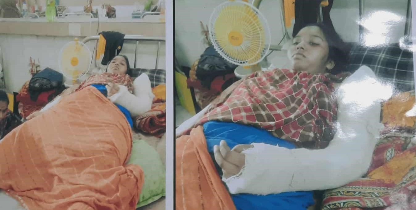 মা’ মারা গেছেন সড়ক দুর্ঘটনায়, মেয়ে কাতরাচ্ছে পঙ্গু হাসপাতালের বেডে অর্থাভাবে মেয়েটির পঙ্গুত্ব বরনের উপক্রম