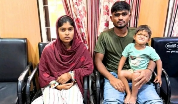 ভুরুঙ্গামারী সীমান্তে ভারত ফেরত বাগেরহাট জেলার সানখোলার এক পরিবারের ৩জন আটক