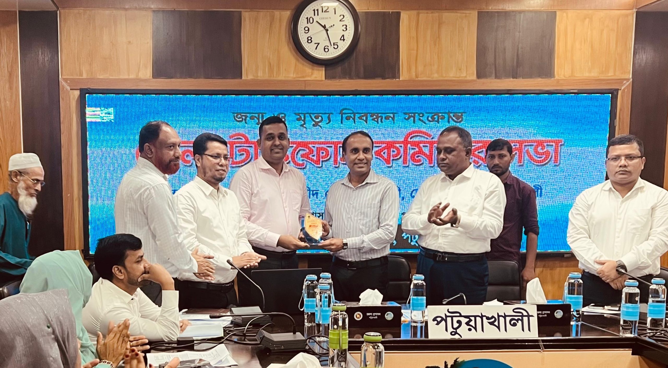 জন্ম ও মৃত্যু নিবন্ধনে টানা দুইবার সেরার মুকুট বাউফল পৌরসভার মাথায়