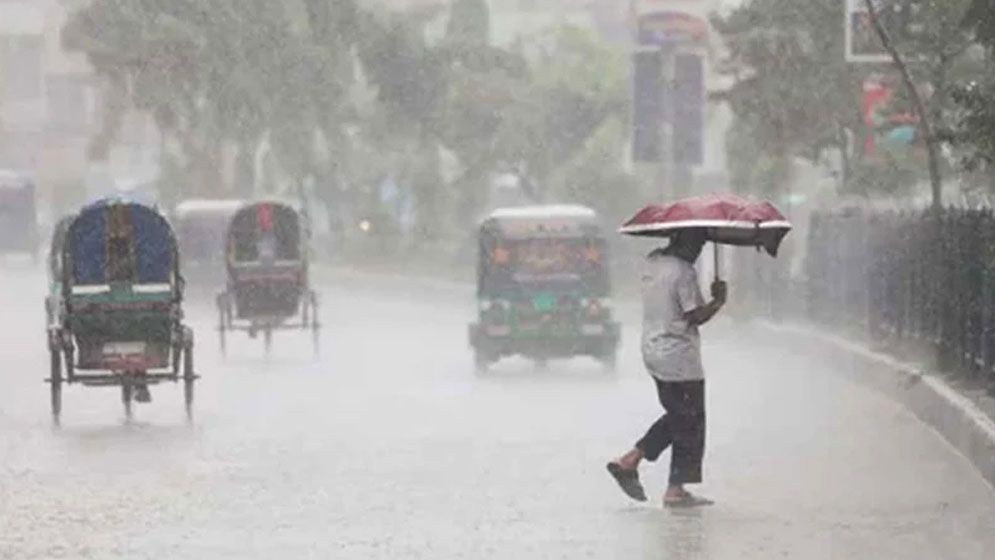 তিন বিভাগের জন্য ভারি থেকে অতি ভারি বর্ষণের সতর্কতা