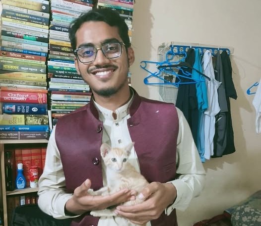 জকসু নির্বাচন এবার ‘বিড়াল’ নিয়ে ভিন্নধর্মী প্রচারণায় জিএস প্রার্থী আরিফের