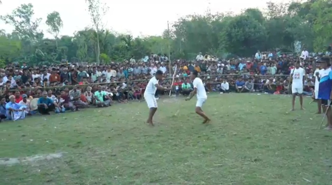 ডিমলায় গ্রাম বাংলার ঐতিহ্যবাহী লাঠি খেলা অনুষ্ঠিত
