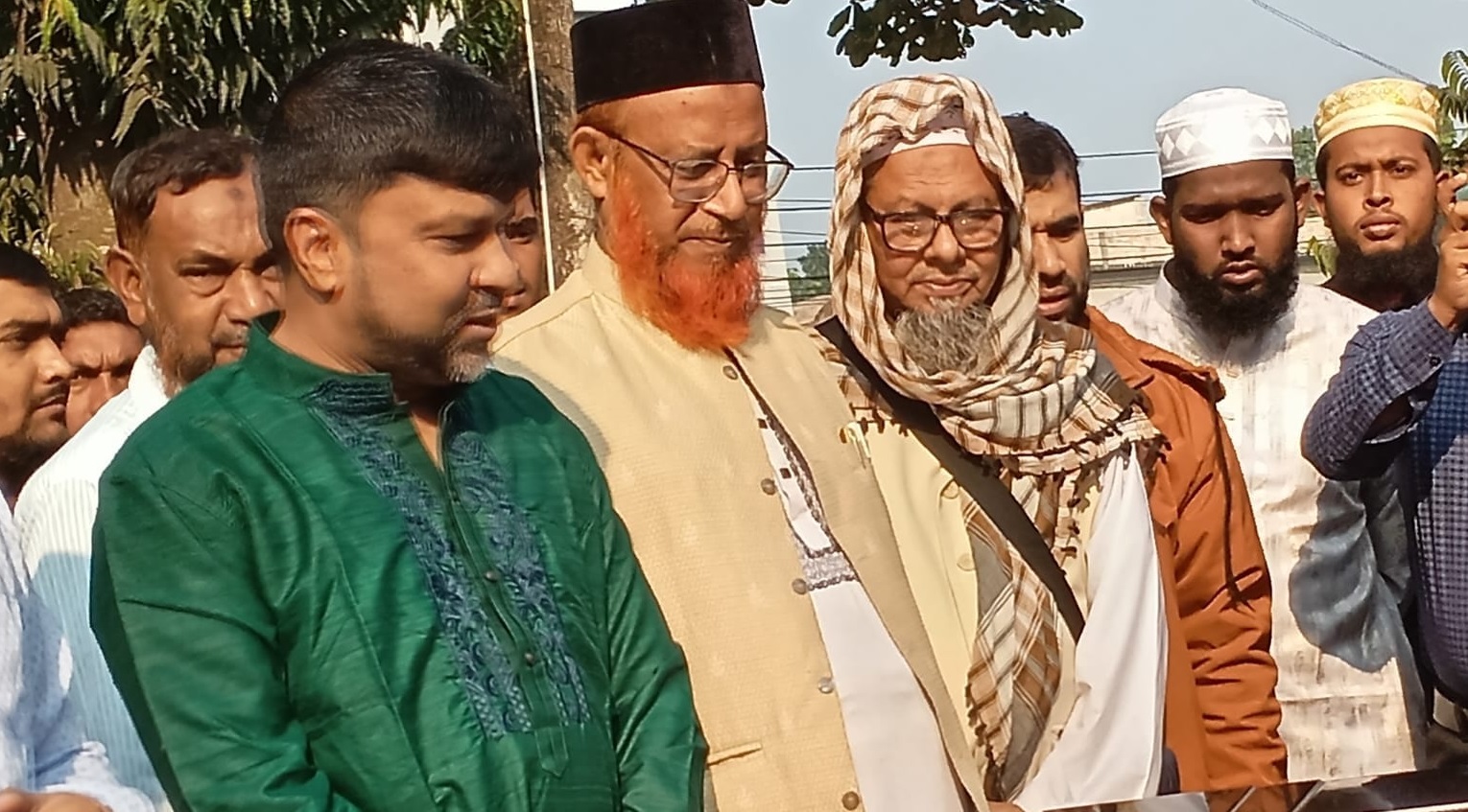 সাতক্ষীরায় জুলাই শহীদ স্মৃতি স্তম্ভের শুভ উদ্বোধন করলেন যুগ্ম সচিব মোস্তাক আহমেদ