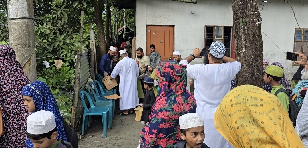 প্রতিষ্ঠাতা পরিবারের খামখেয়ালীপনায়-দুমকিতে ঐতিহ্যবাহী মাদ্রাসা ছেড়ে শিক্ষকদের নতুন হাফেজিয়া মাদ্রাসা প্রতিষ্ঠা