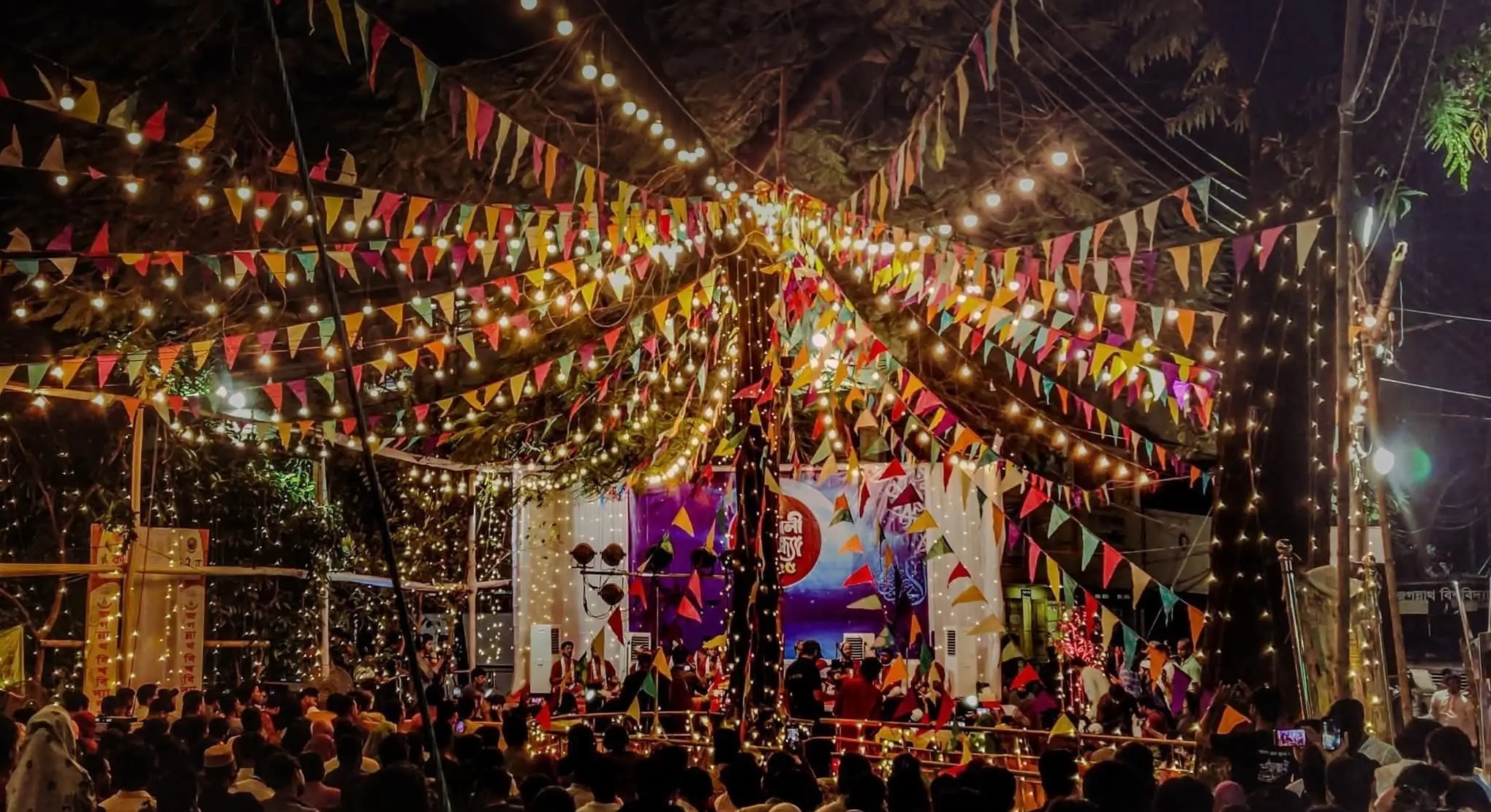 শিবিরের কাওয়ালী সন্ধ্যায় উচ্ছ্বসিত জবি শিক্ষার্থীরা
