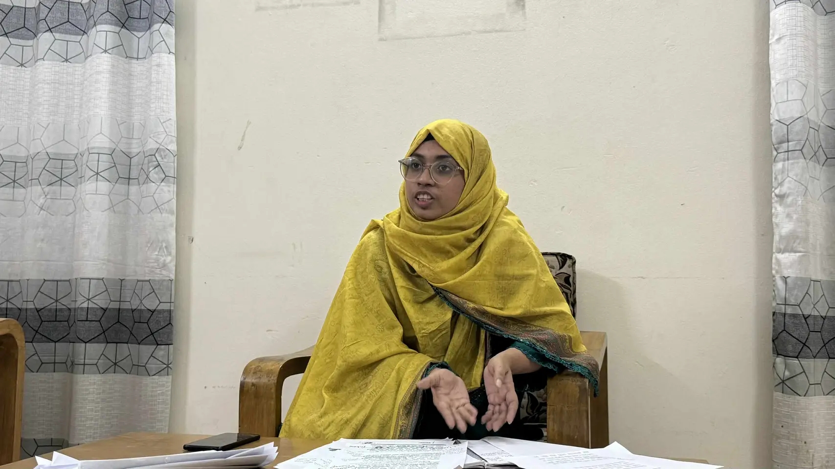 প্রকাশিত সংবাদের প্রতিবাদে জবি শিক্ষার্থীর সংবাদ সম্মেলন
