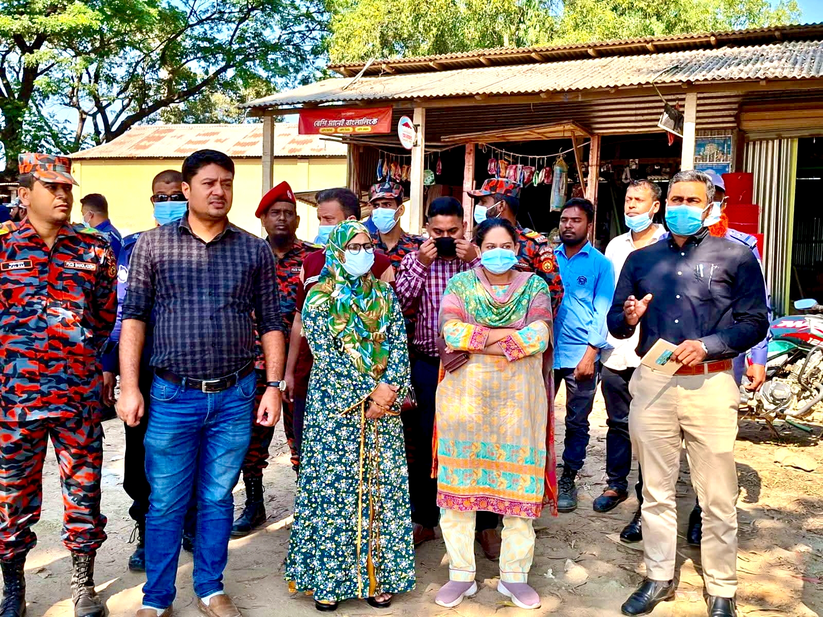 মুক্তাগাছায় অবৈধ ইটভাটার বিরুদ্ধে মোবাইল কোর্ট, চিমনি ও দেয়াল গুড়িয়ে কার্যক্রম বন্ধ