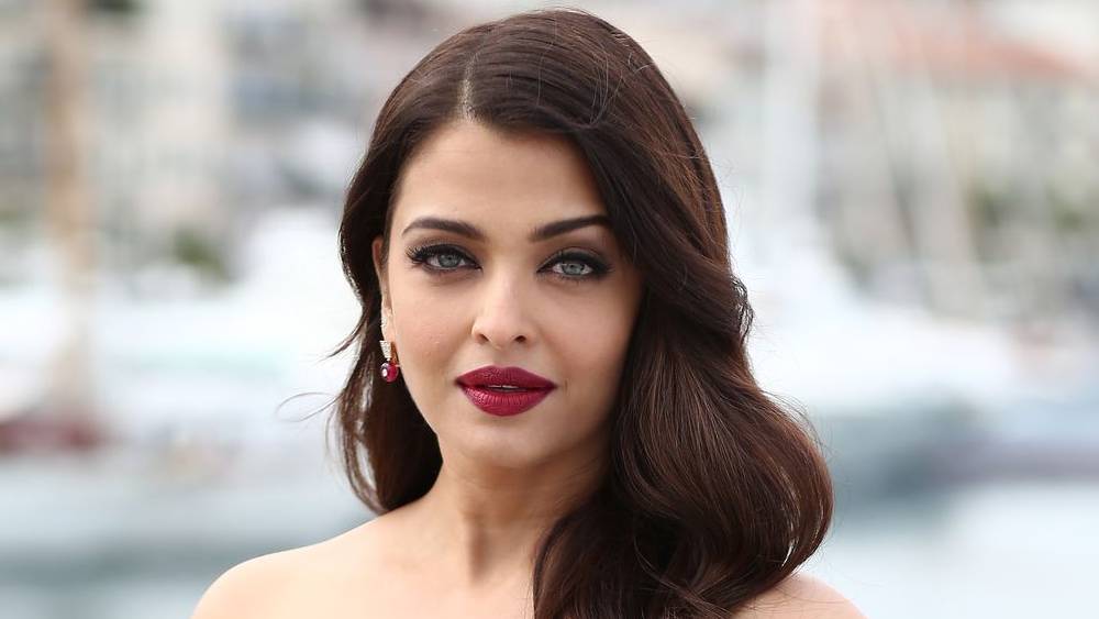 ঐশ্বরিয়ার শারীরিক গঠন নিয়ে কটাক্ষ