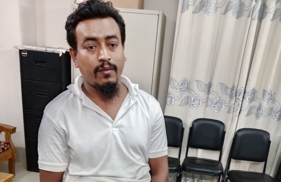 বাউফলে ৬০ পিস ইয়াবাসহ যুবক গ্রেফতার