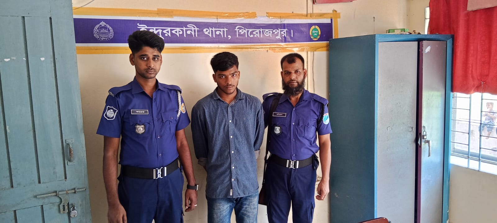ইন্দুরকানীতে স্কুল ছাত্রীকে ধর্ষণ চেষ্টার অভিযোগে থানায় মামলা গ্রেফতার ১