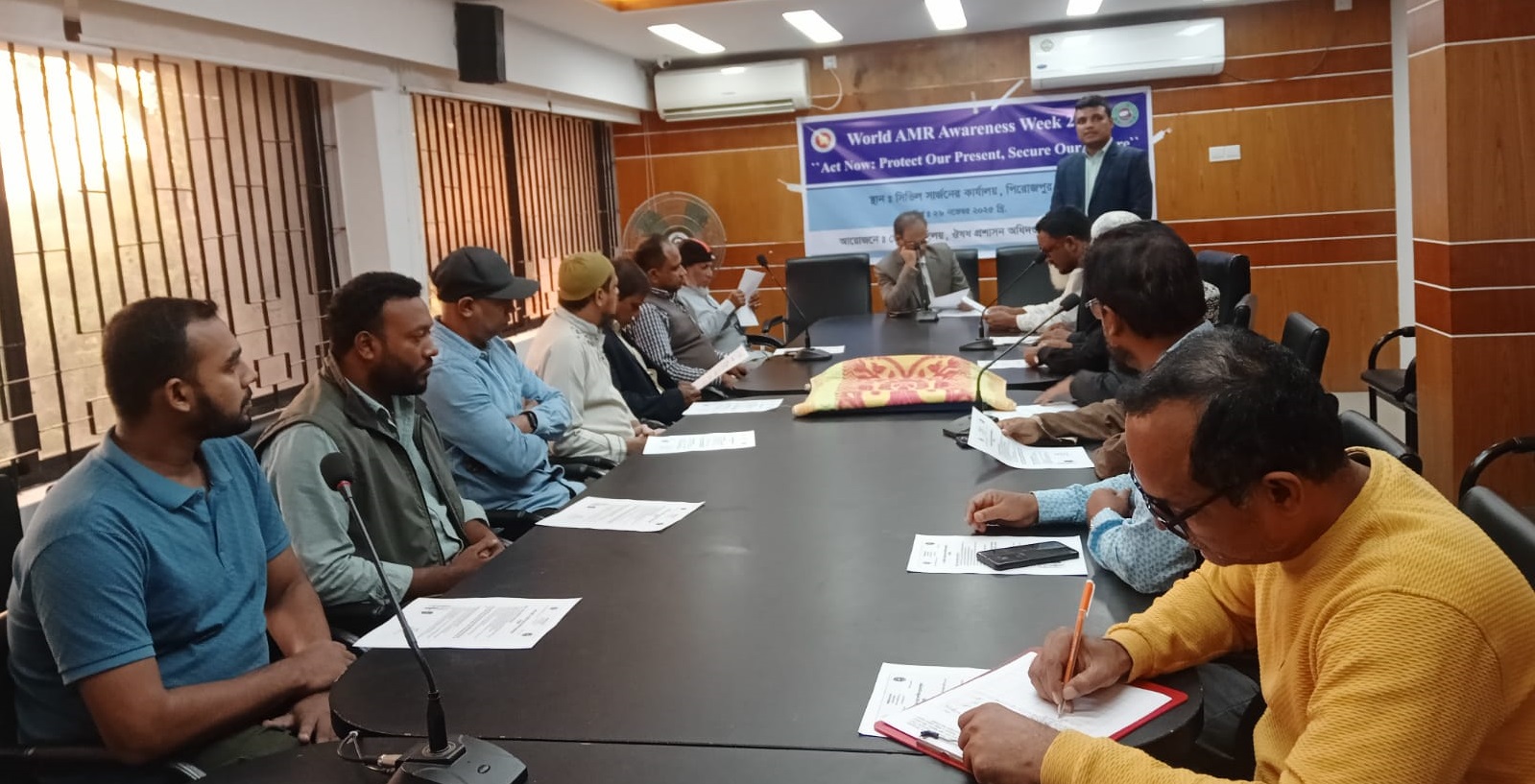 পিরোজপুরে বিশ্ব আ্যান্টিমাইক্রোবিয়াল রেজিস্ট্যান্স সচেতনতা সপ্তাহ ২০২৫ অনুষ্ঠিত