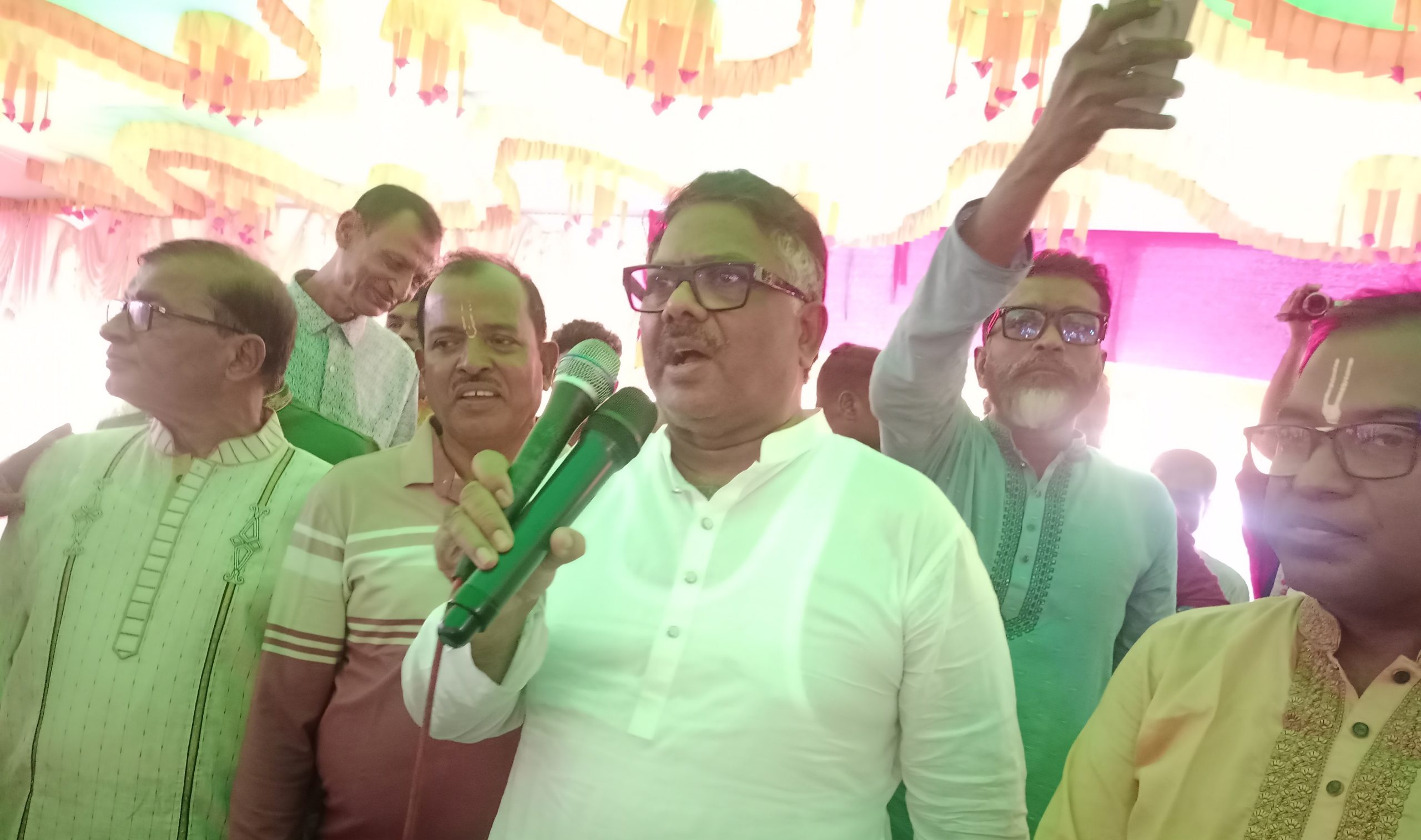 এই বিএনপি হচ্ছে একটা রাজনৈতিক দল সম্প্রতি সম্প্রদায় সম্প্রতিতে আমরা বিশ্বাস করি: দুলু
