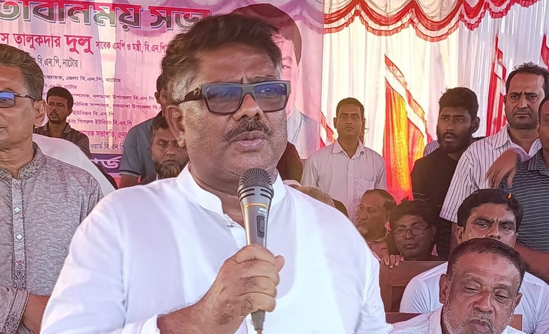 শেখ হাসিনাকে বন্দি বিনিময় চুক্তির মাধ্যমে ফিরিয়ে এনে রায় কার্যকর করতে হবে: দুলু