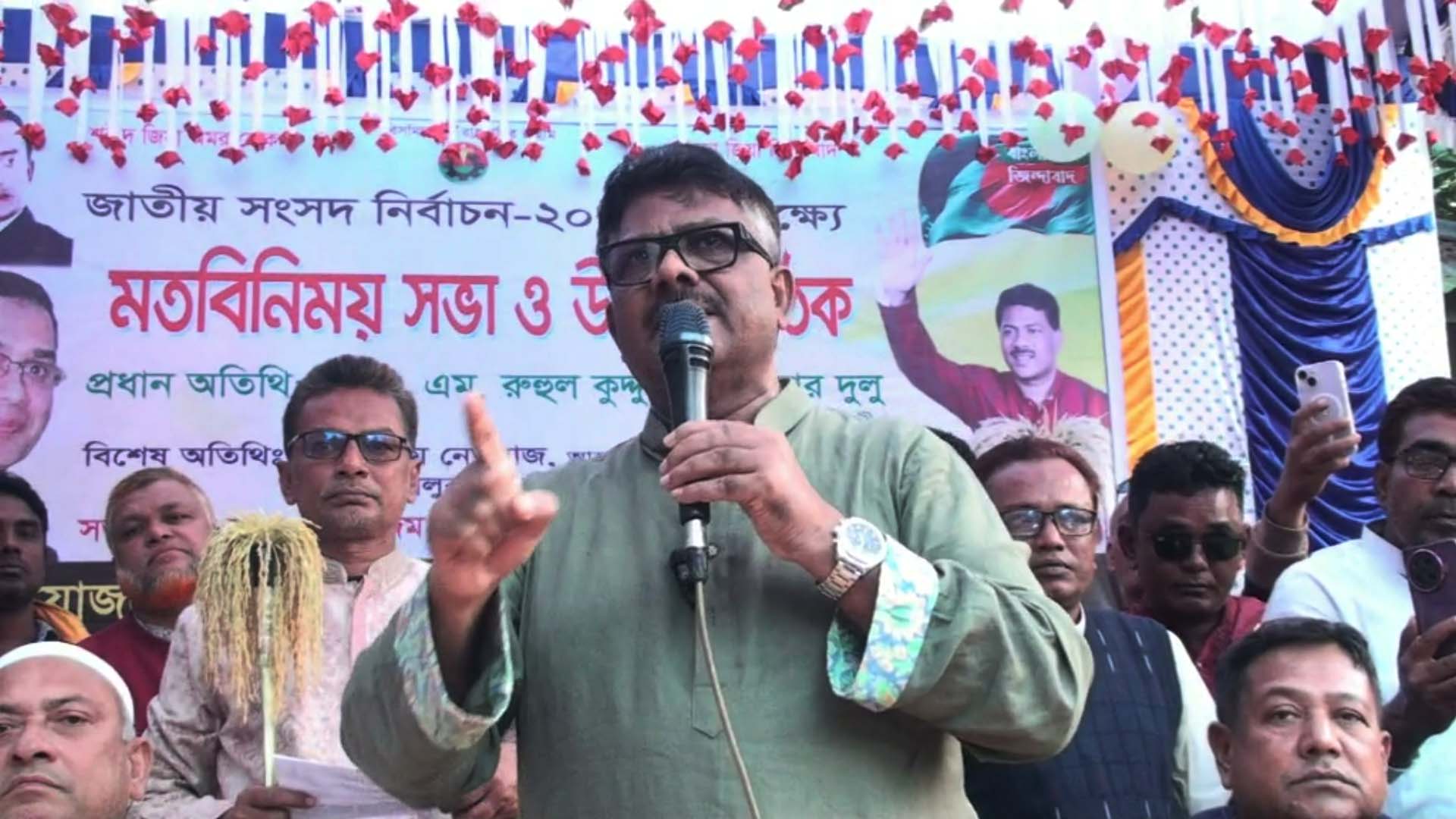 আওয়ামী লীগ নিজেরা বাসে আগুন ধরিয়ে বিএনপি নেতাদের নামে মামলা দিয়েছে: দুলু
