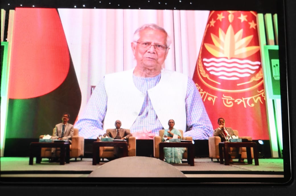 প্রাণিসম্পদ খাতের চ্যালেঞ্জ মোকাবিলায় সমন্বিত উদ্যোগের আহ্বান প্রধান উপদেষ্টার