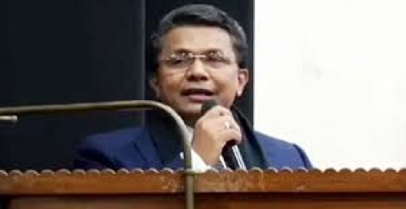দায়িত্ব পালনে অযোগ্য হওয়ায় বিচারপতি খুরশীদ আলমকে তার পদ থেকে অপসারণ