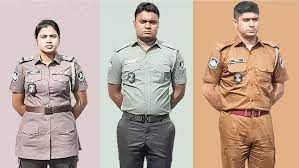 আজ থেকে পুলিশ নতুন পোশাকে