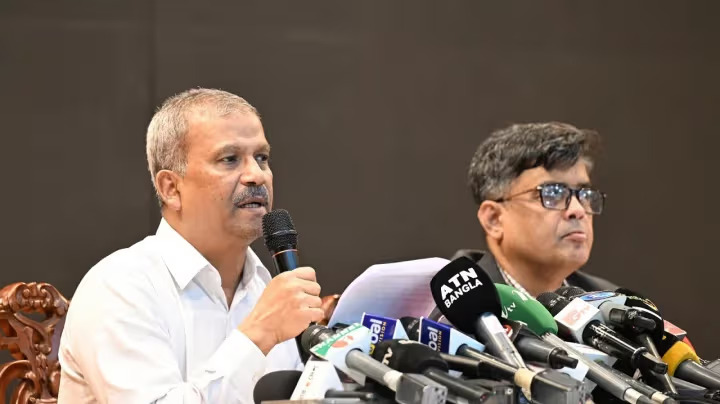 গণভোট নিয়ে ঐক্যবদ্ধ সুপারিশ জানাতে এক সপ্তাহ সময় দিল সরকার
