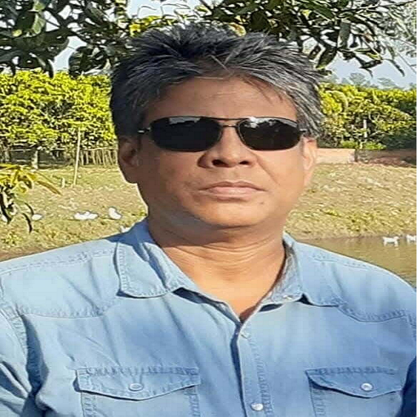 উলিপুর মাধ্যমিক শিক্ষা কর্মকর্তার অ/সৌ/জ/ন্য/মূলক আ’চরণে সাংবাদিক মহলে ক্ষো/ভ