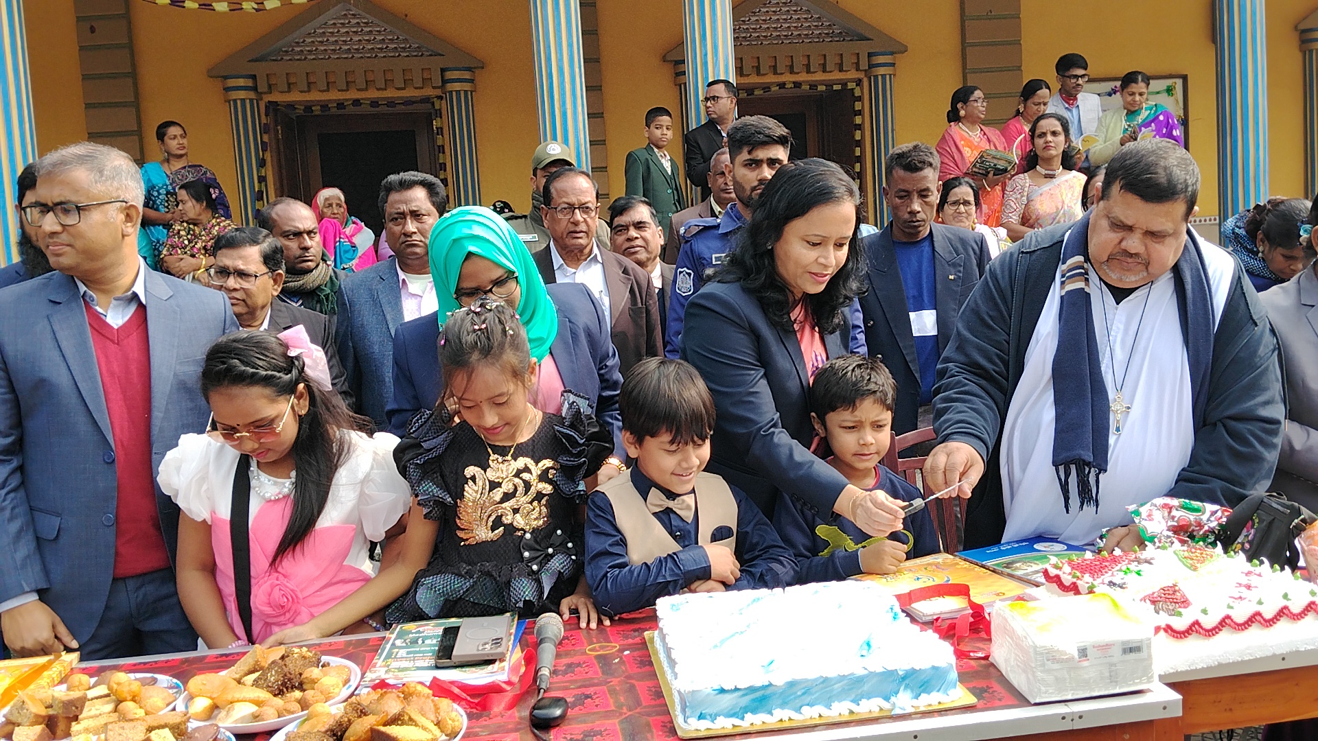 বড়াইগ্রাম সহ নাটোর জেলার ১৪ ধর্মপল্লীতে বড়দিন উদযাপিত