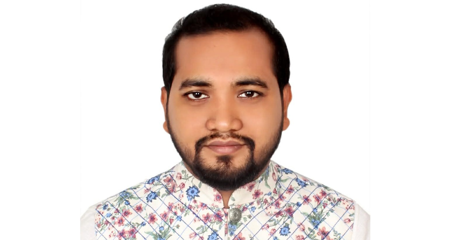 সংসদ নির্বাচন না করে সেই টাকায় অ্যাম্বুলেন্স কিনে দিচ্ছেন স্বতন্ত্র প্রার্থী ডা :শাহারিয়ার