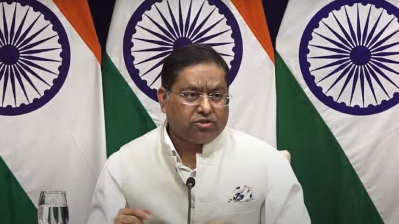 দিল্লিতে বাংলাদেশ হাইকমিশনের সামনে বিক্ষোভ, যা বলছে ভারত