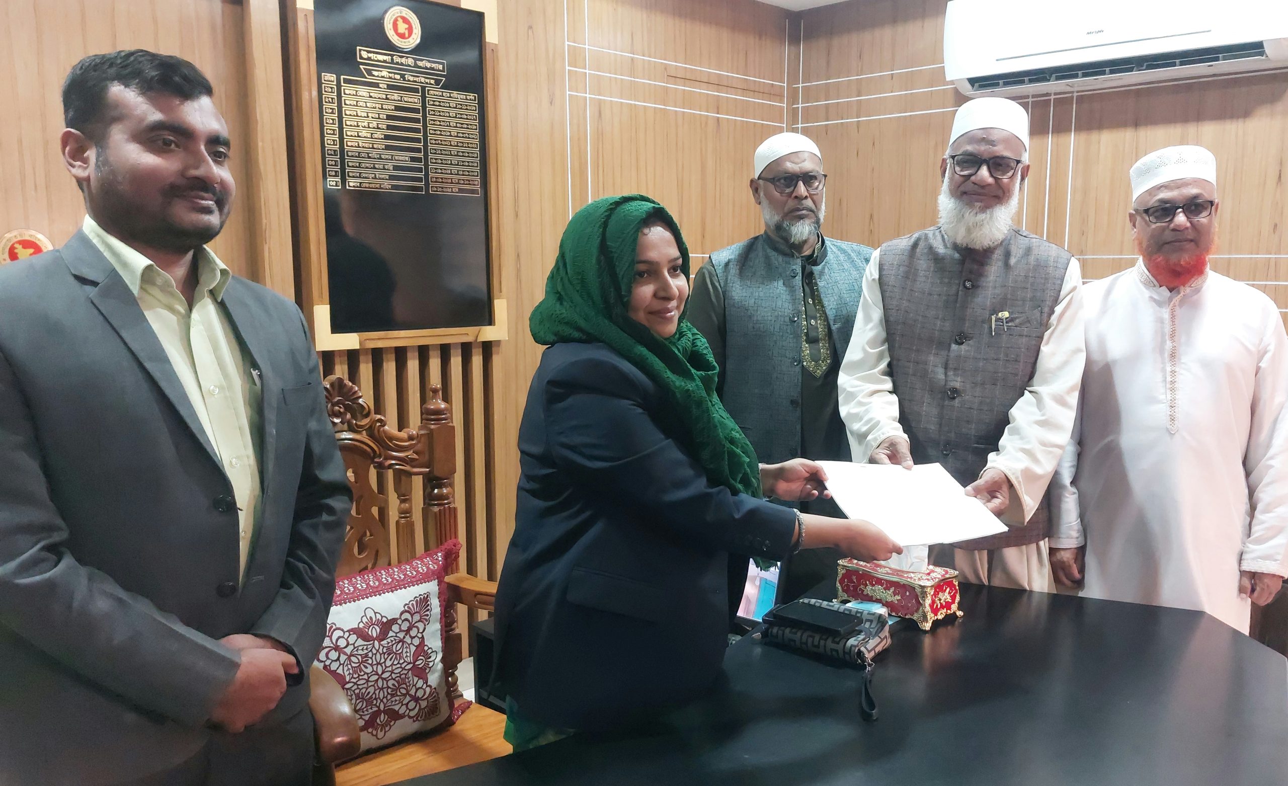 ঝিনাইদহ-৪(কালীগঞ্জ) আসনে জামায়াত প্রার্থীর মনোনয়ন ফরম গ্রহন