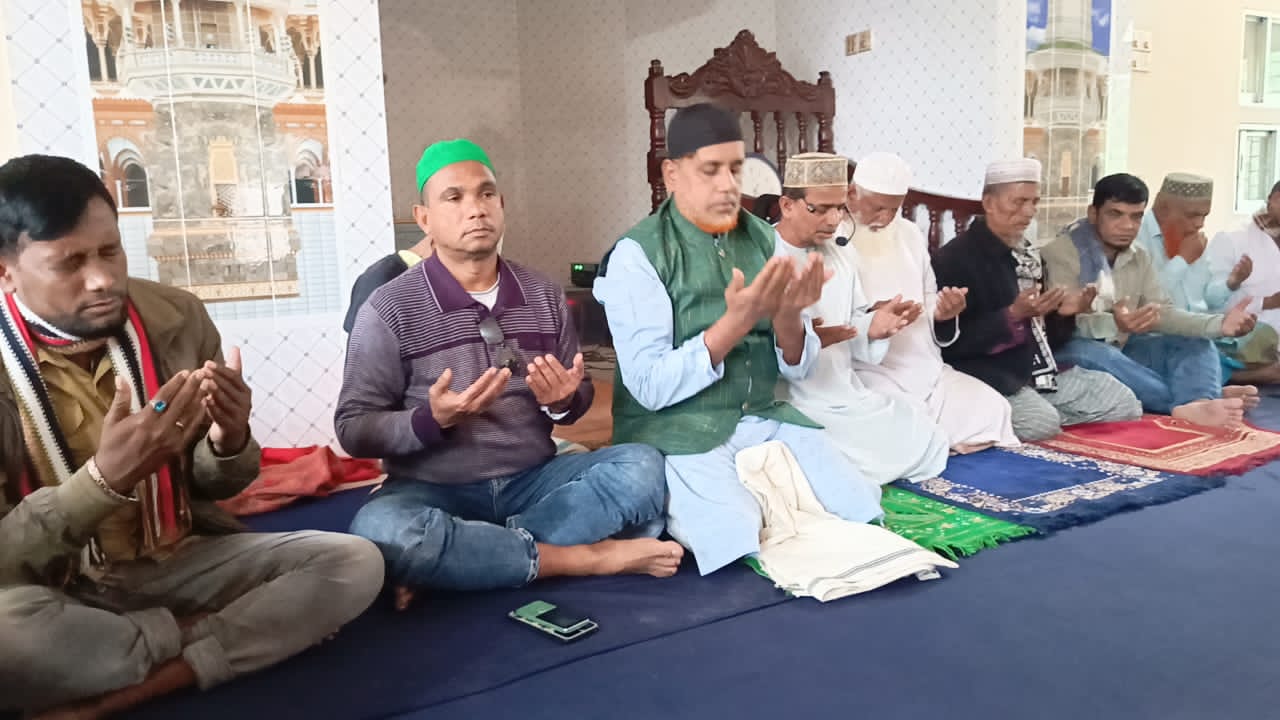 বাউফলে ১৩নং আদাবাড়িয়া ইউ. বি এন পির উদ্যোগে বেগম খালেদা জিয়ার সুস্থতা দোয়া ও মিলাদ মাহফিল